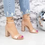 Sandalen mit einer dicken Ferse 2RG16 Champagner | Mei