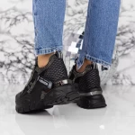 Sportschuhe auf der 2SZ1 Schwarz-Weiß-Plattform Mei