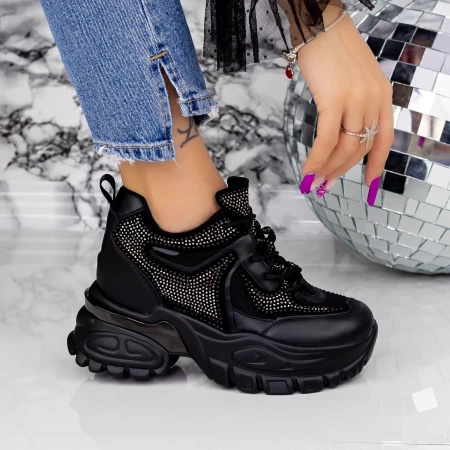 Sportschuhe auf der schwarzen Plattform 2SZ2 Mei