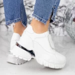 Sportschuhe auf der weißen Plattform 2SZ5 Mei