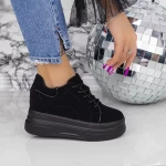 Sportschuhe auf der schwarzen 2SZ6 -Plattform Mei