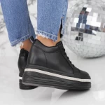 Sportschuhe auf der schwarzen Plattform 2SZ9 Mei