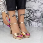 Sandalen mit einer dicken Ferse WT69 Champagner | Mei