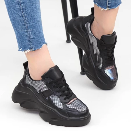 Sportschuhe auf der 193 schwarzen Plattform Mei