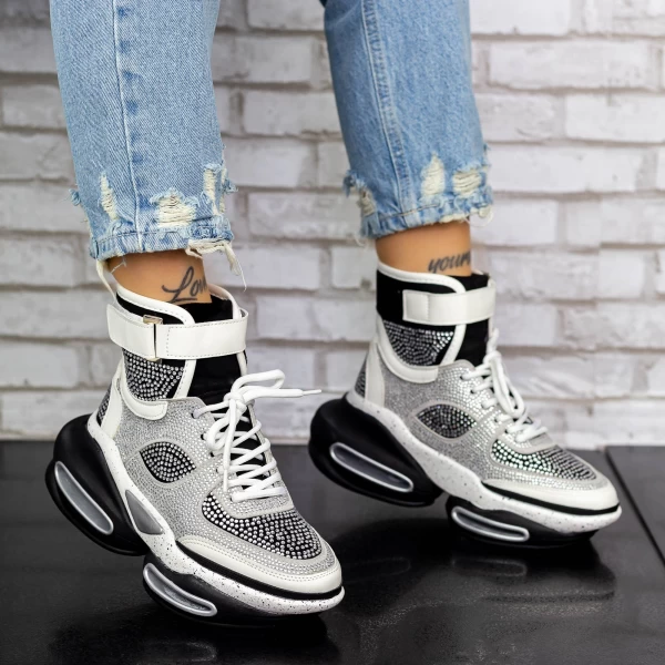 Sportschuhe auf der Plattform M0161-B-1 Black-Biała | Seniorah