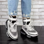 Sportschuhe auf der Plattform M0161-B-1 Black-Biała | Seniorah