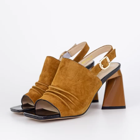 Sandalen mit dicken Absätzen K4340-3722C Hellbraun | Jose Simon