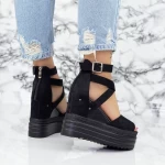Sandalen auf der 2W60 -Plattform schwarz Mei