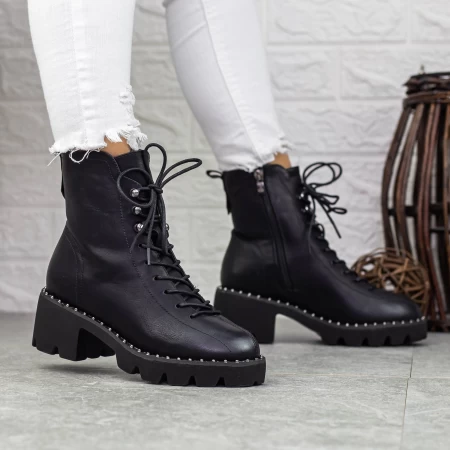 MX137 Black Stiefel Mei