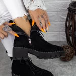 MX137A Schwarze Stiefel Mei