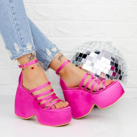 Sandalen auf der TN-32 Pink Plattform Botinelli
