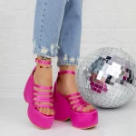 Sandalen auf der TN-32 Pink Plattform Botinelli