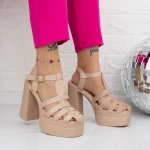 Sandalen auf einer dicken Ferse und TN-39 Beige Botinelli