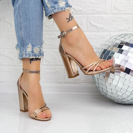 Sandalen mit dicken Absätzen 2xkk33 Champagner | Mei
