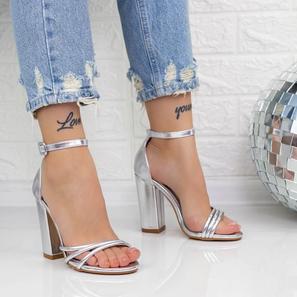 Sandalen mit dicken Absätzen 2xkk33 Silber Mei