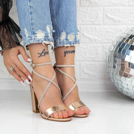 Sandalen mit dicken Absätzen 2xkk60 Champagner | Mei