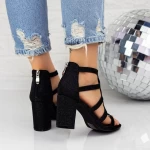 Sandalen mit dicken Absätzen 2xkk108 schwarz | Mei