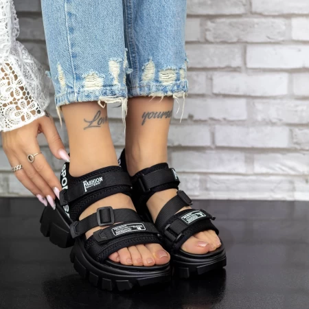 Sandalen auf der 2WL106 -Plattform schwarz | Mei