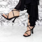 Sandalen mit einer dünnen Ferse 2ZB7 Black | Mei
