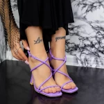 Sandalen mit einem dünnen Absatz 2Zb7 Lila Mei