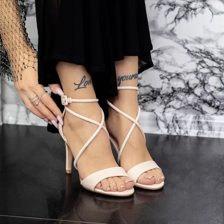 Sandalen mit einem dünnen Absatz 2yxd76 Beige | Mei