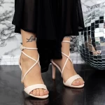 Sandalen mit einem dünnen Absatz 2yxd76 Beige | Mei