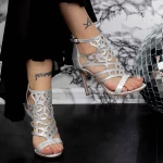 Sandalen mit einem dünnen Absatz 2xkk107 Silber Mei