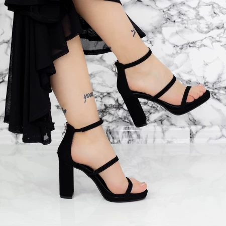 Sandalen mit dicken Absätzen 2xkk37 schwarz | Mei
