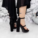 Sandalen mit dicken Absätzen 2xkk37 schwarz | Mei