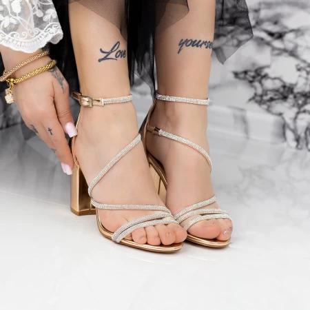 Sandalen mit dicken Absätzen 2RG20 Champagner | Mei