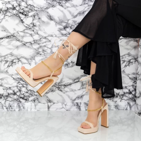 Sandalen mit einer dicken Ferse und 2Kv71 Beige Mei