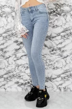 Frauen Jeans S0510-7 Blau Gesicht