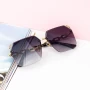 Sonnenbrille für Frauen 2020-316 Schwarz | Mode