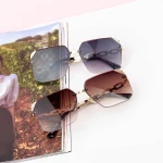 Sonnenbrille für Frauen 2020-316 Schwarz | Mode