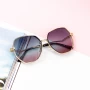 Sonnenbrille für Frauen 90132 Grün | Mode