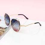 Sonnenbrille für Frauen 90132 Grün | Mode