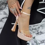 Sandalen mit einer dünnen Ferse und 2KV86 Beige Mei