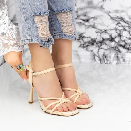 Sandalen mit einem dünnen Absatz 23181-4 Beige Mei