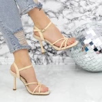 Sandalen mit einem dünnen Absatz 23181-4 Beige Mei