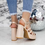 Sandalen mit einer dicken Ferse- und FLD-1-Beige-Plattform Mei