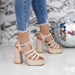 Sandalen mit einer dicken Ferse- und FLD-1-Beige-Plattform Mei