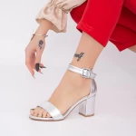 Sandalen mit einem dicken Ferse xkk230 Silber Mei