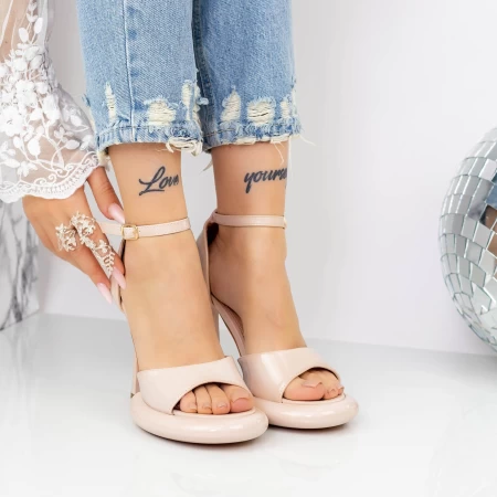 Sandalen mit einer dünnen Ferse und 2Kv72 Beige Mei