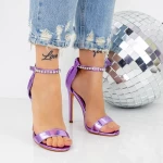 Sandalen mit einem dünnen Absatz 2KV90 Purple | Mei
