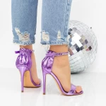 Sandalen mit einem dünnen Absatz 2KV90 Purple | Mei
