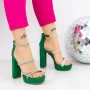 Sandalen mit einer dicken Ferse und 2xkk77 -Plattform grün | Mei