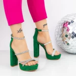 Sandalen mit einer dicken Ferse und 2xkk77 -Plattform grün | Mei