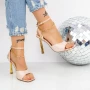 Sandalen mit einem dünnen Absatz 2KV81 Beige Mei