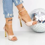 Sandalen mit einem dünnen Absatz 2KV81 Beige Mei