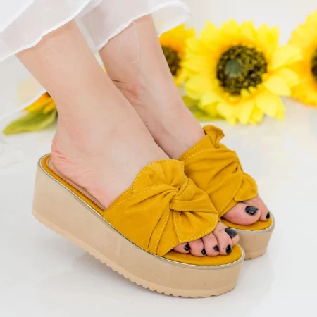 Hausschuhe auf der Plattform Mimy1 Yellow | Mei